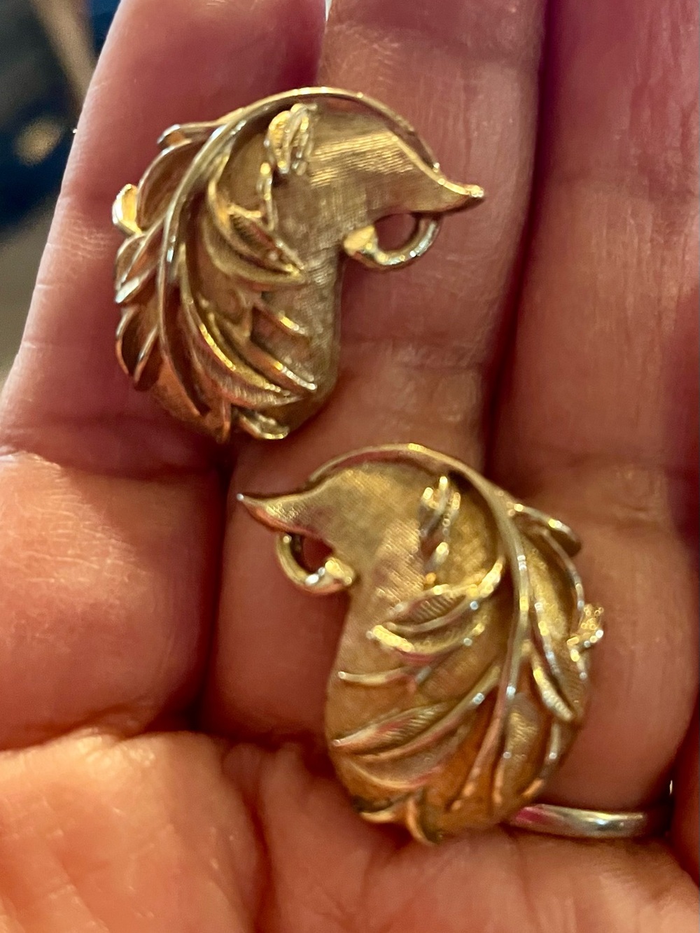 Sarah Coventry Gold Leaf Clip-On Earrings